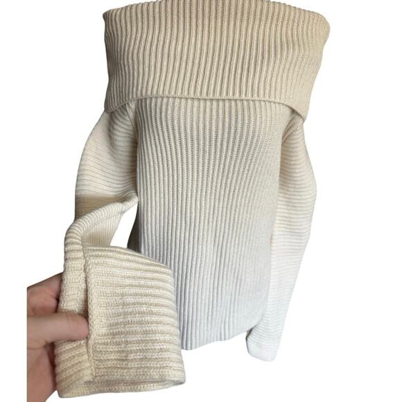Helmut Lang Folded Off The Shoulder Ribbed Long Sleeve
Sweater Cream Size Small - Picture 5 of 12